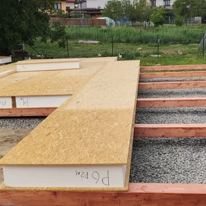 Stavba a exteriér (4)